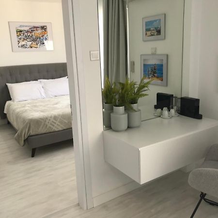 Sea View Holiday Apartment Larnaca Zewnętrze zdjęcie