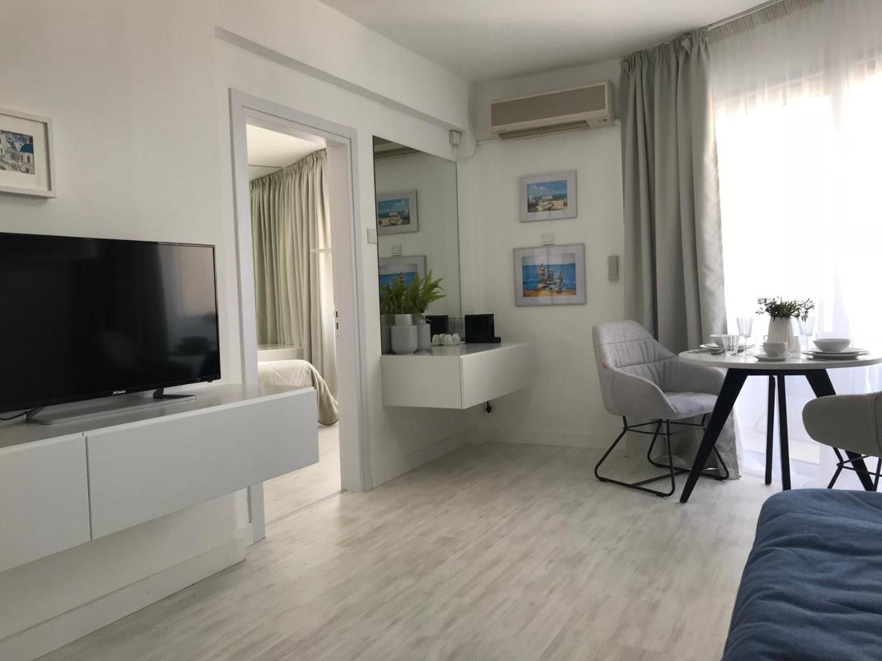 Sea View Holiday Apartment Larnaca Zewnętrze zdjęcie